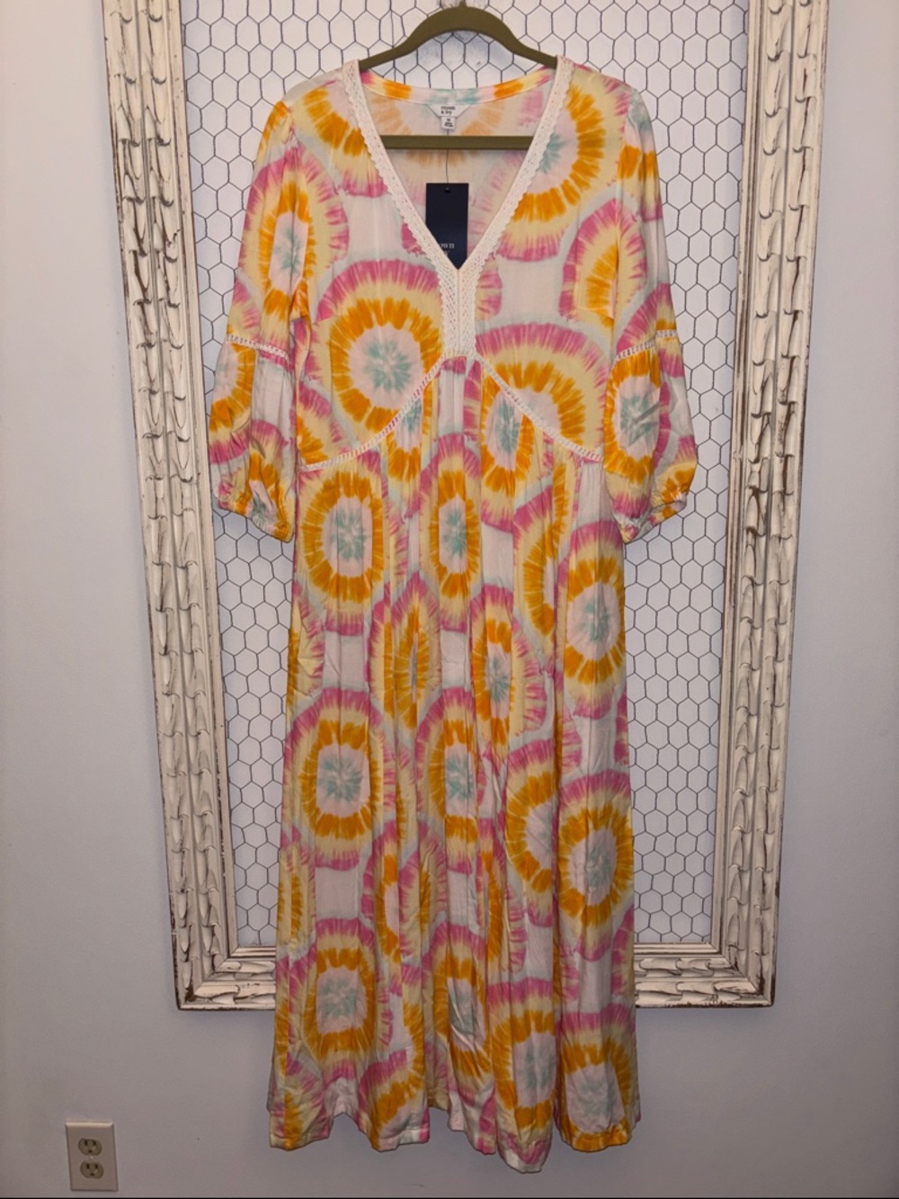 NWT crown & ivy Boho Tie-Dye Maxi Dress